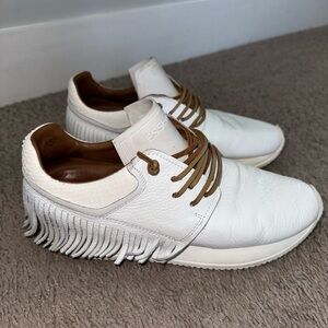 Esseutesse White Leather Fringe Sneaker